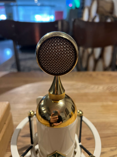 Soyuz Microphones 017 FET Large Diaphragm Cardioid Condenser Microphone 2019 - 2021 - Cream / Brass***DEMO***
