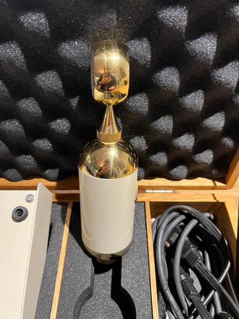 Soyuz Microphones SU-017 Large Diaphragm Cardioid Tube Condenser Microphone 2010s - Cream / Brass***DEMO***