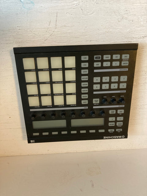 Native Instruments Maschine 2000s - Black