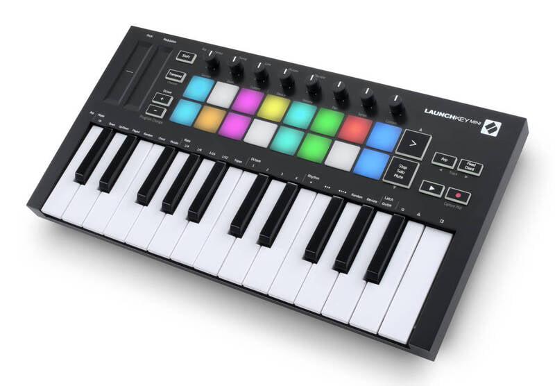 Novation 25 Key MIDI Controller Novation 25 Key MIDI Controller